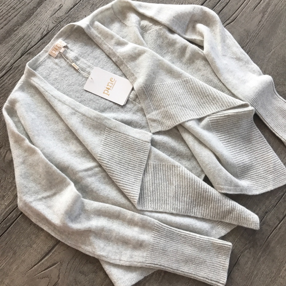 100% Cashmere Open Drape Cardigan in Light Grey - Picture 6 of 6